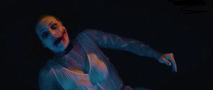 Кадры из Отрывайся жёстко, умри молодым (2018)