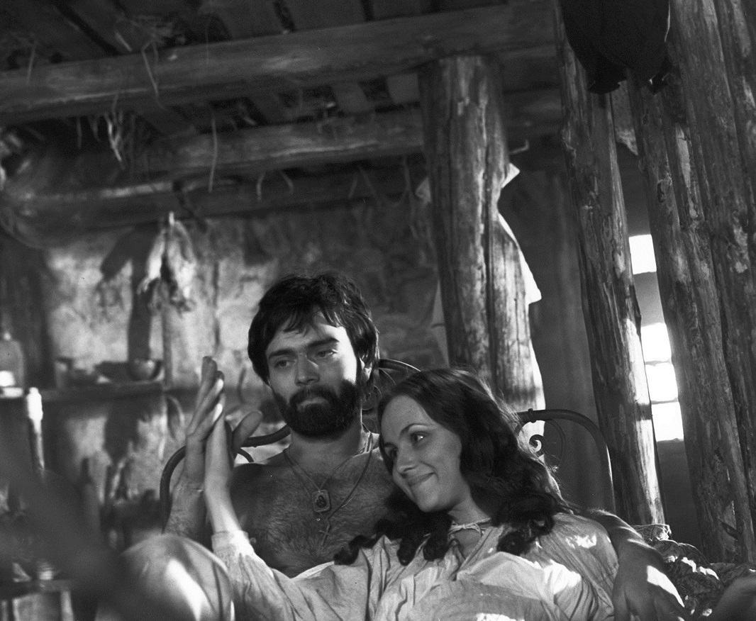 Кадры из Звезда и смерть Хоакина Мурьеты (1983)