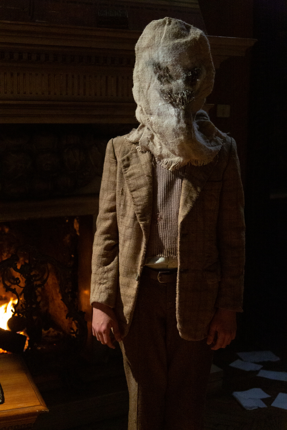 Кадры из Мама: гостья из тьмы (2019)