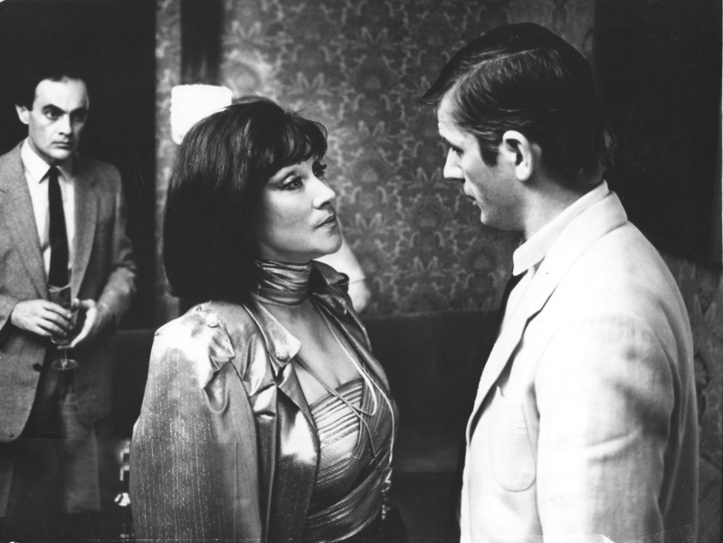 Кадры из Тайны мадам Вонг (1986)