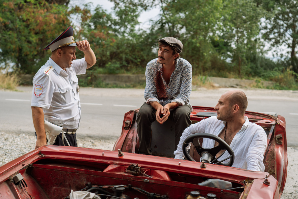 Кадры из Непосредственно Каха (2020)