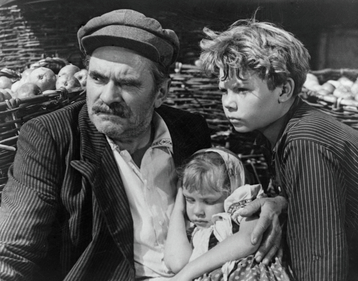 Кадры из Девочка ищет отца (1959)