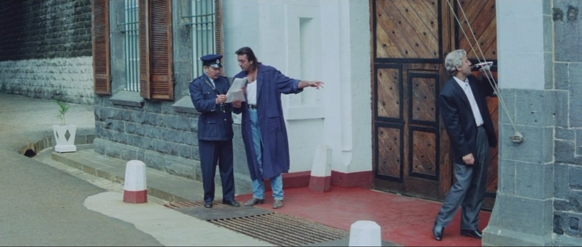 Кадры из Сбившиеся с пути (1993)