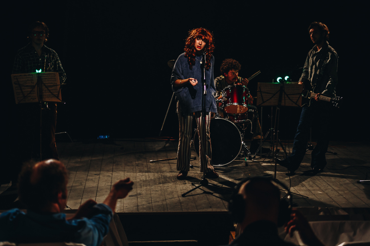 Кадры из Охота на певицу (2020)