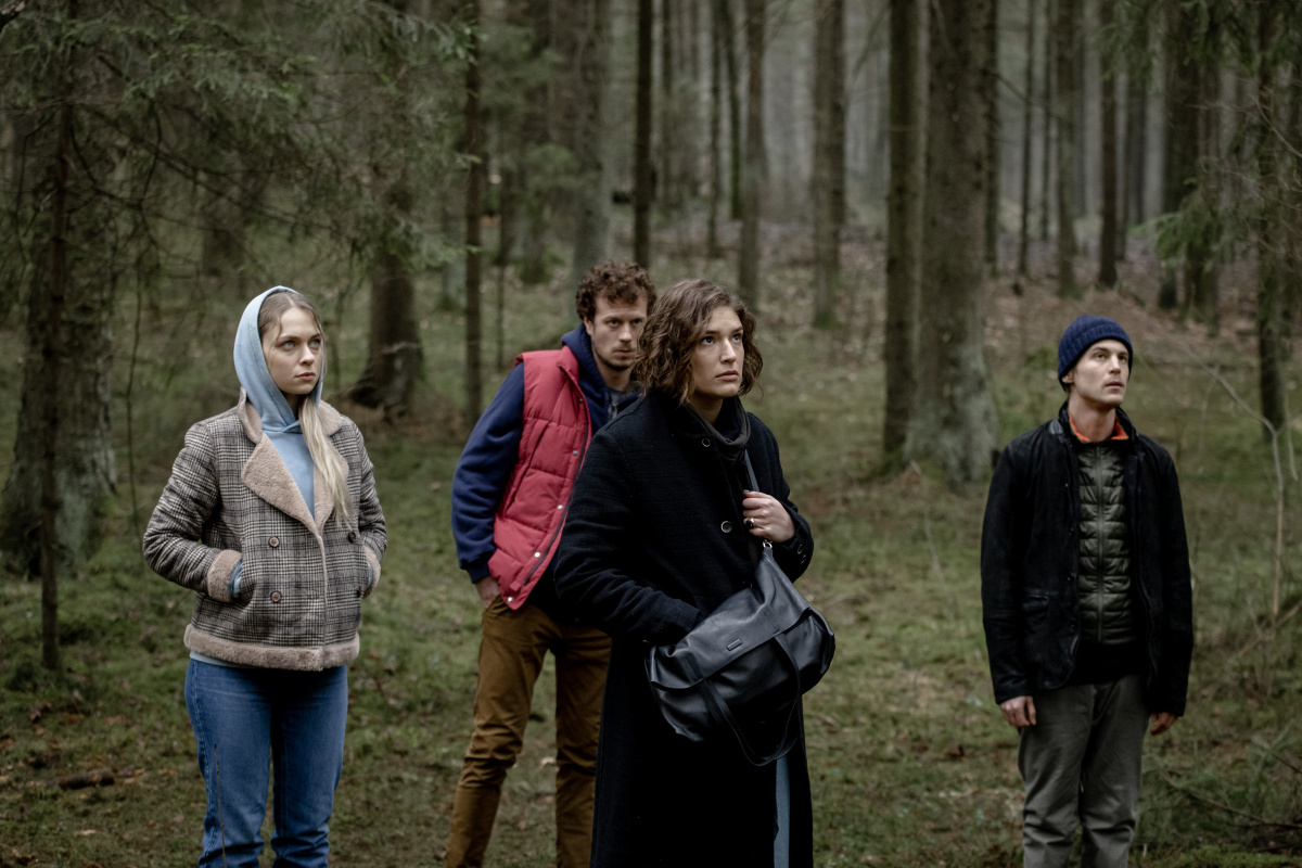 Кадры из Топи (2021)