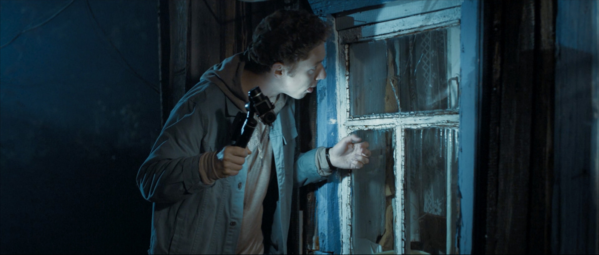 Кадры из Картонная пристань (2020)