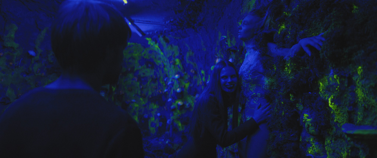 Кадры из Побочный эффект (2020)