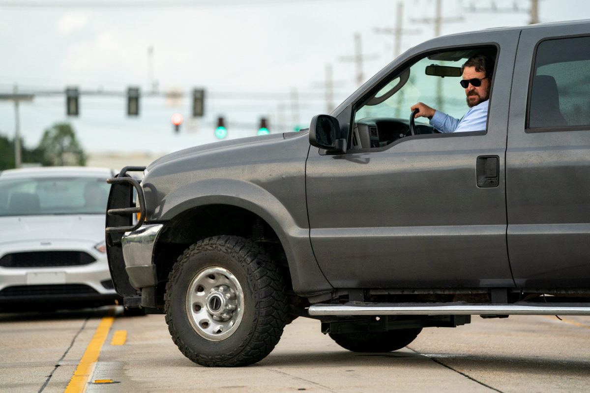 Кадры из Неистовый (2020)