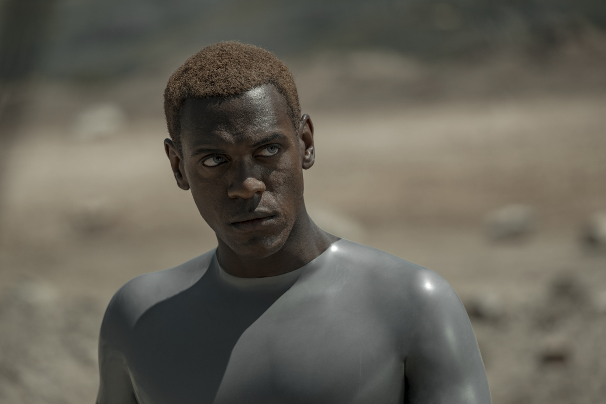 Кадры из Воспитанные волками (2020)