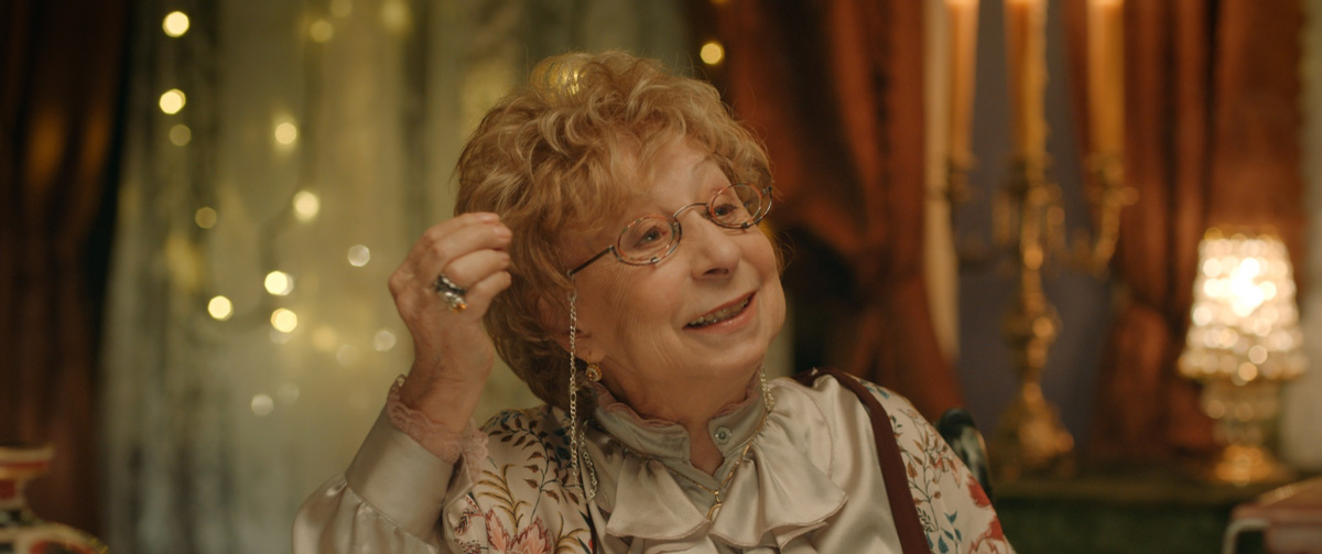 Кадры из Комета Галлея (2020)