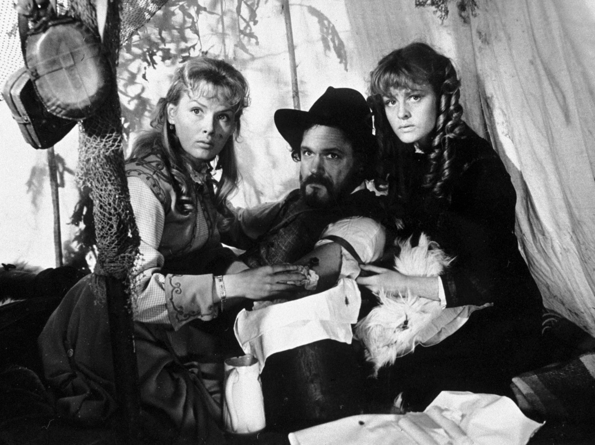 Кадры из В поисках капитана Гранта (1986)