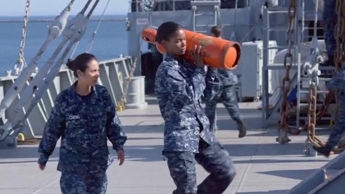 Кадры из Мегалодон (2018)