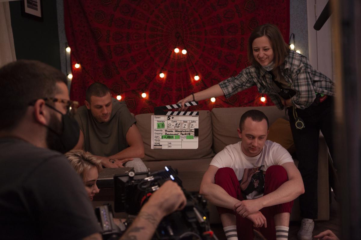 Кадры из Пять с плюсом (2021)