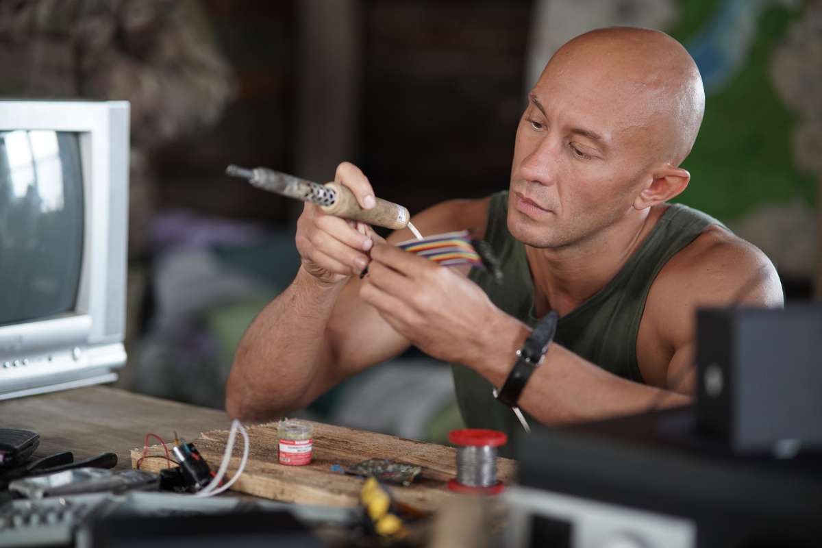 Кадры из Заповедный спецназ (2021)