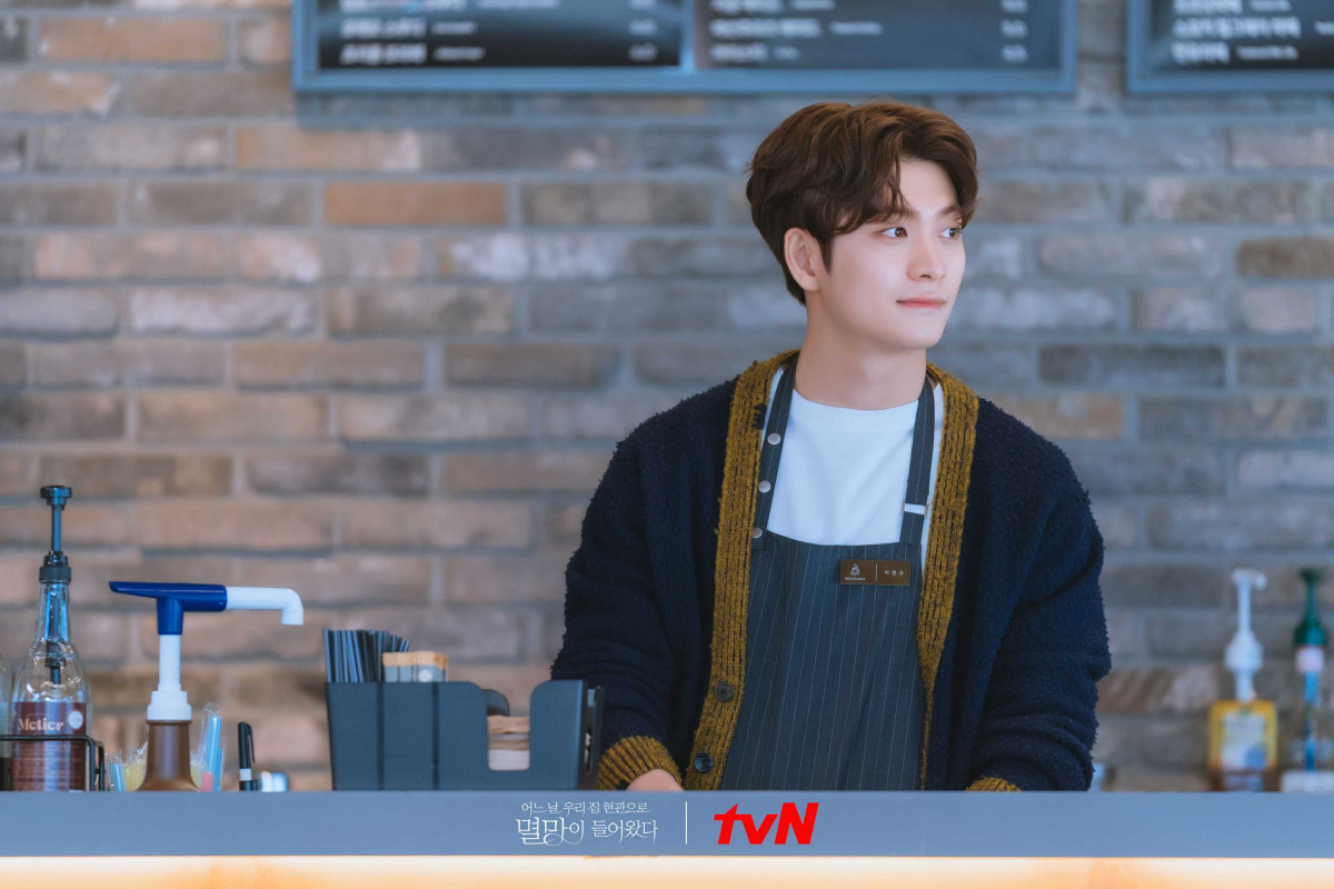 Кадры из Однажды разрушение постучалось в мою дверь (2021)