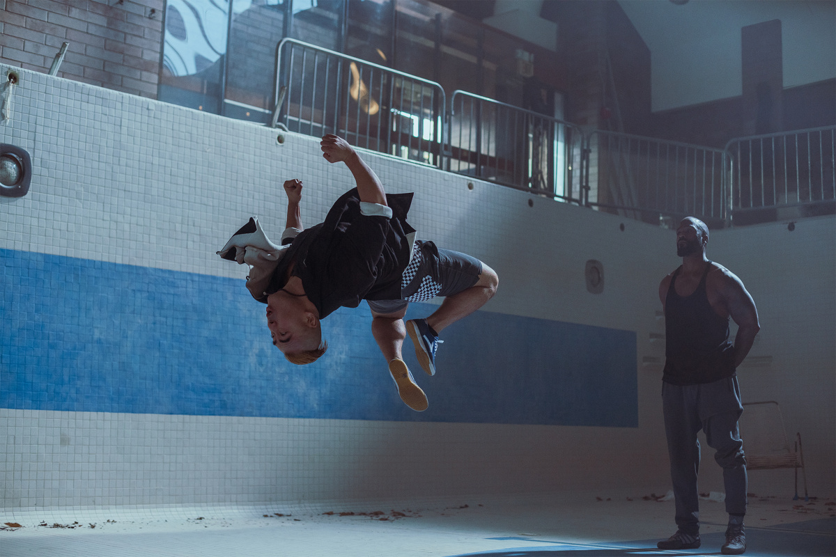 Кадры из Бумажные тигры (2020)