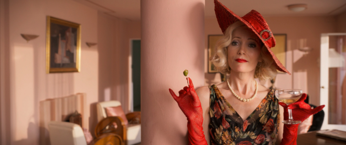 Кадры из Бывшая с того света (2020)