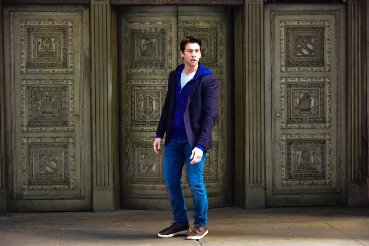 Кадры из Любовь по ту сторону (2020)