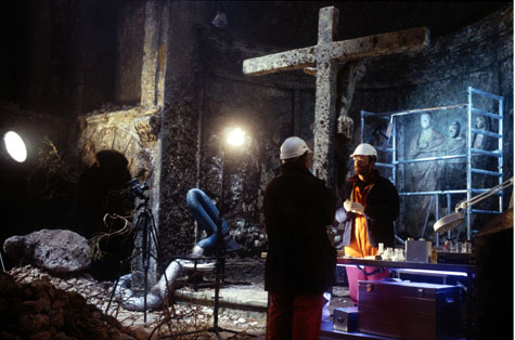 Кадры из Город проклятых (2002)