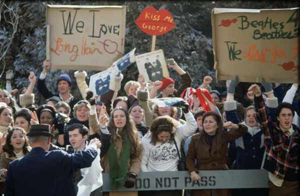 Кадры из Я хочу держать тебя за руку (1978)