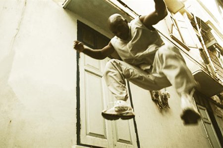 Кадры из Ямакаси 2 - Дети ветра (2004)