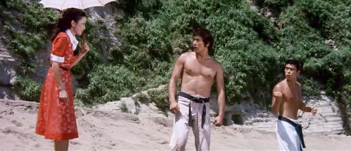 Кадры из Обречённый на одиночество (1975)