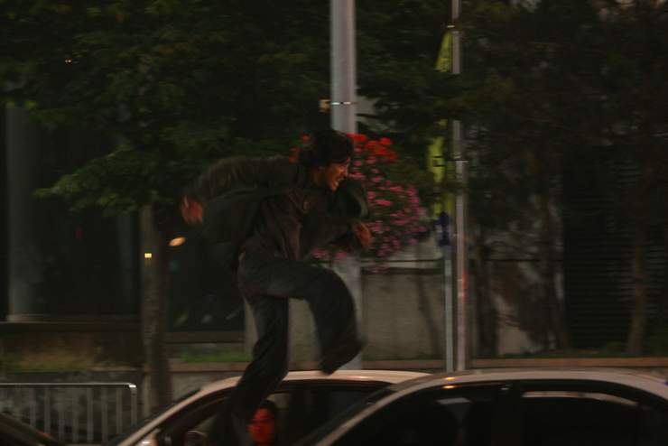 Кадры из Бешеный (2006)