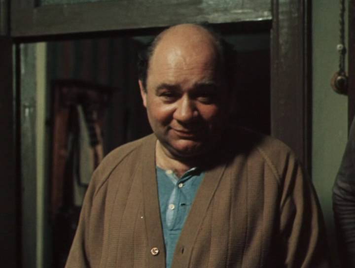 Кадры из Старший сын (1976)