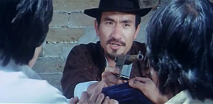 Кадры из Грязный тигр, сумасшедшая лягушка (1978)