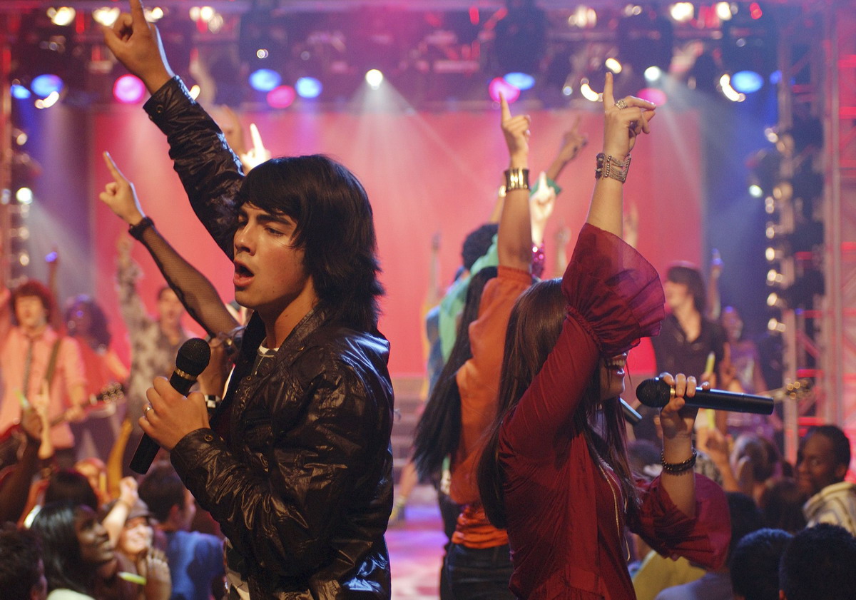 Кадры из Camp Rock: Музыкальные каникулы (2008)