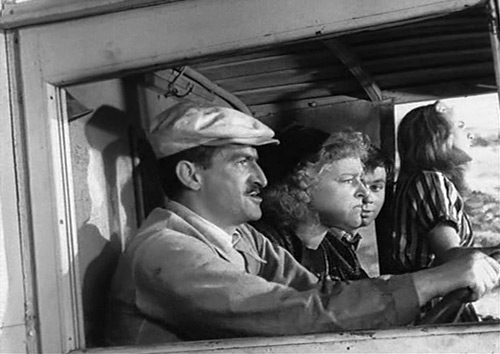 Кадры из Хлеб в траве (1954)