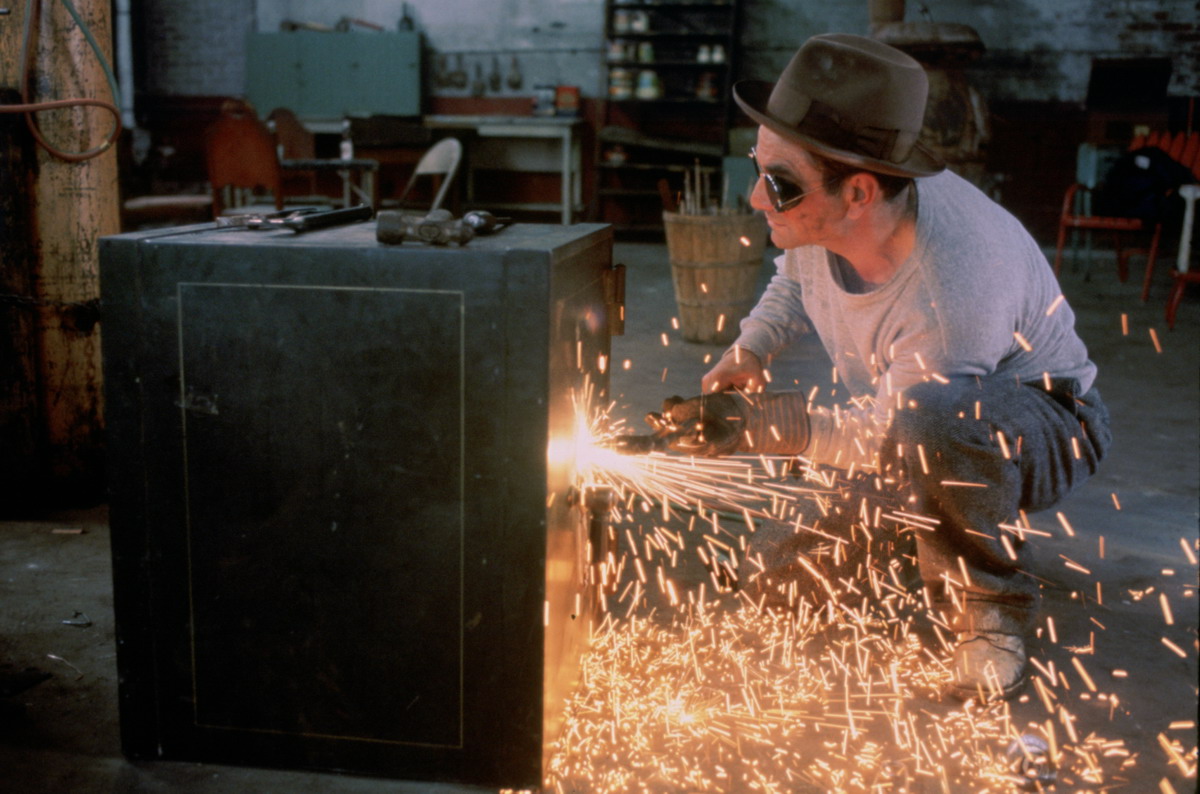 Кадры из Ограбление Бринкса (1978)