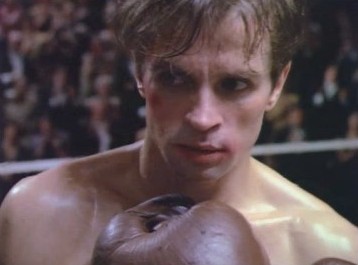 Кадры из Валентино (1977)