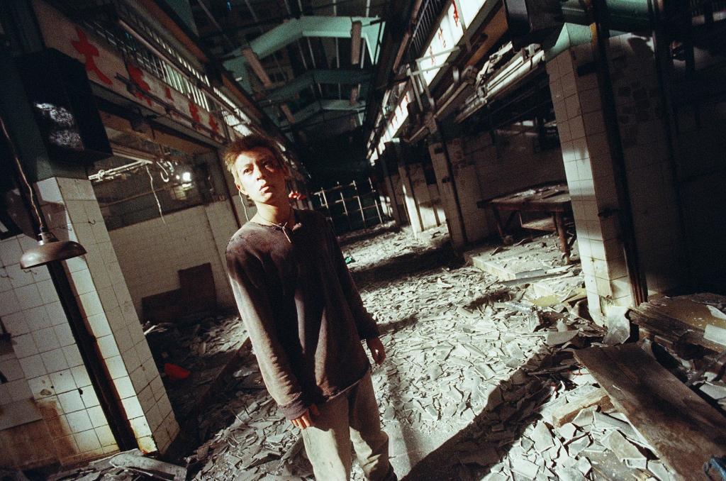 Собака кусает собаку (2006) Собака кусает собаку (2006)