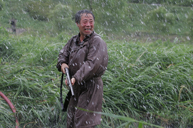 Кадры из Хозяин / Вторжение динозавра (2006)