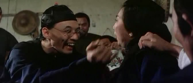 Кадры из Монах с железным кулаком (1977)