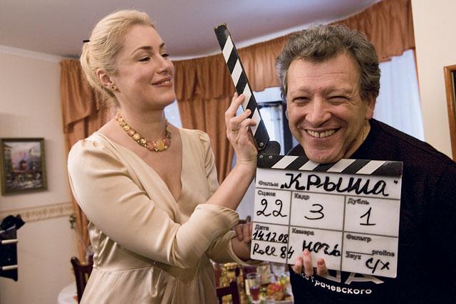 Кадры из Крыша (2009)