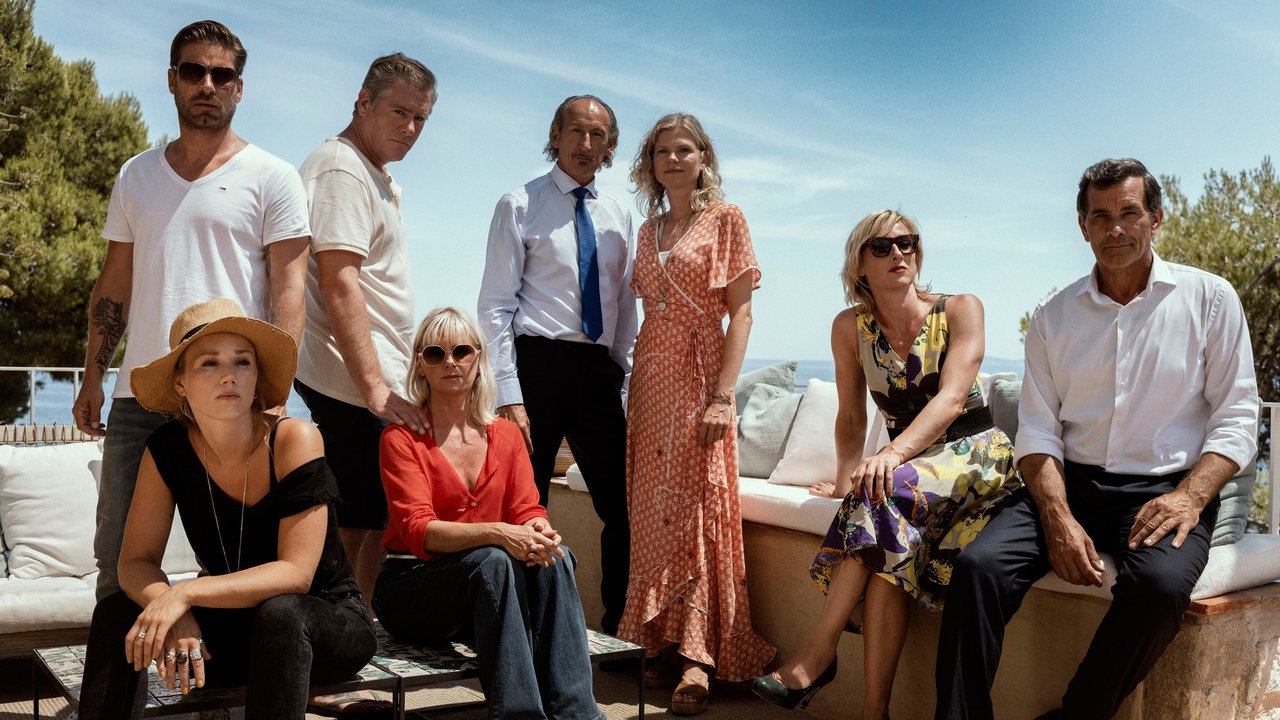 Кадры из Два лета (2022)