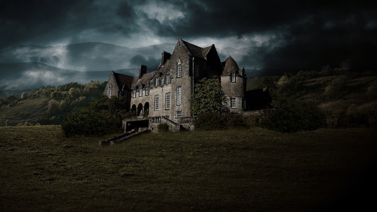 В её глазах (2021)