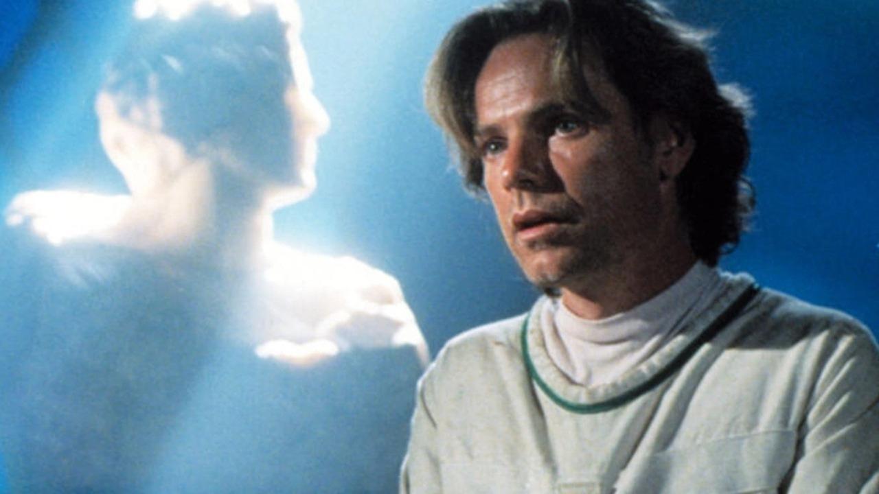 Кадры из Человек ниоткуда (1995)