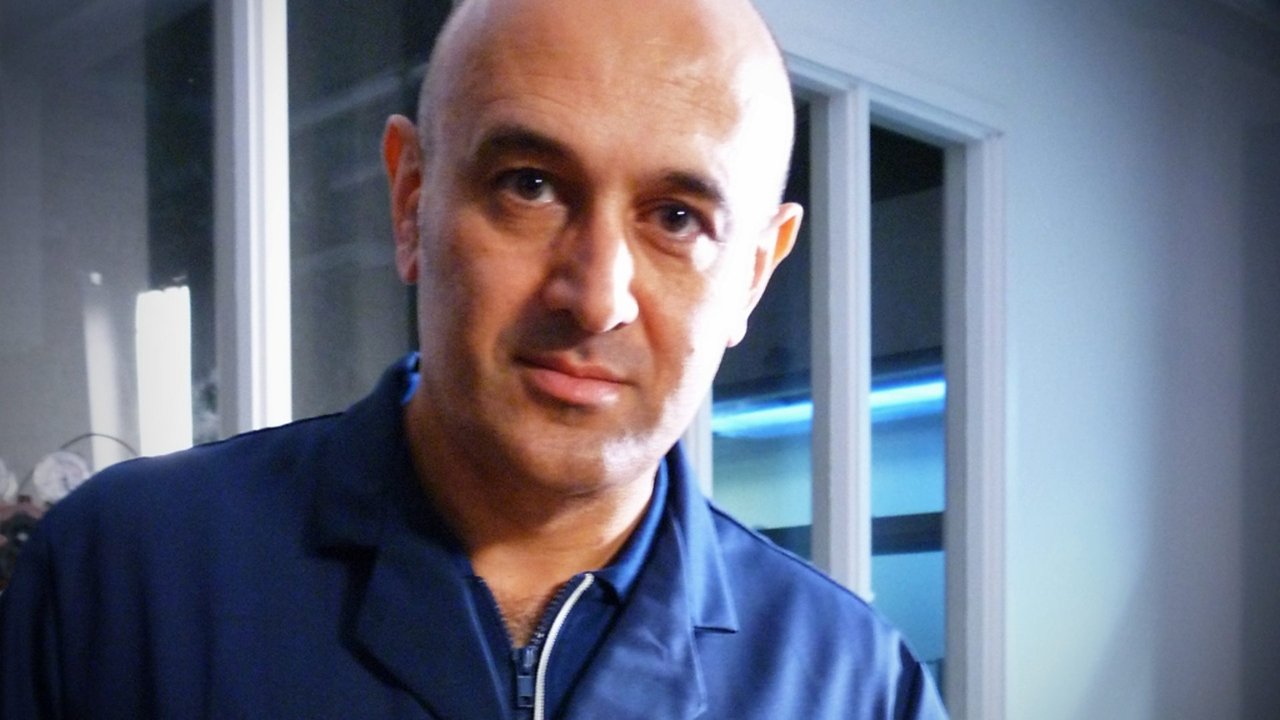 Кадры из Атом (2007)