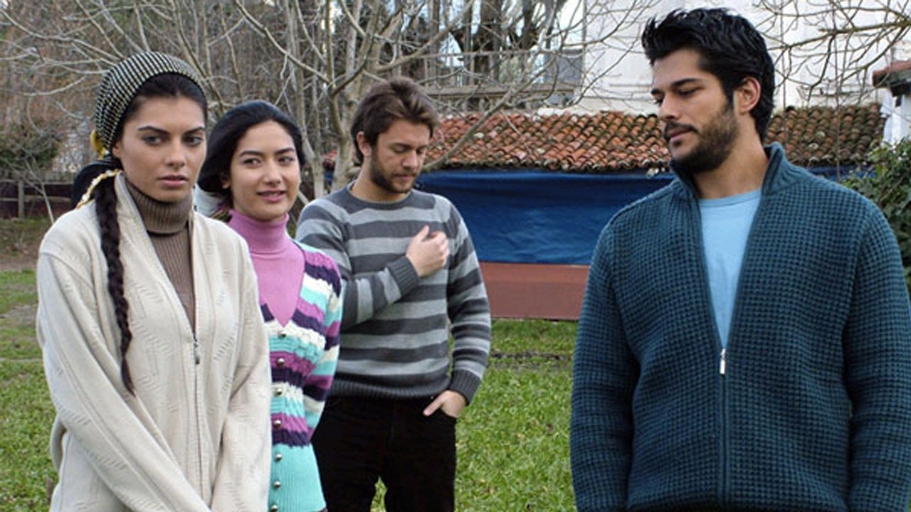 Кадры из Семейный дом (2008)