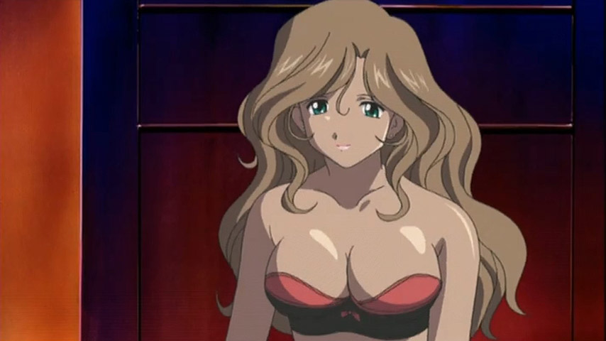 Кадры из Розовый Мотылек, воительница в неглиже (2003)