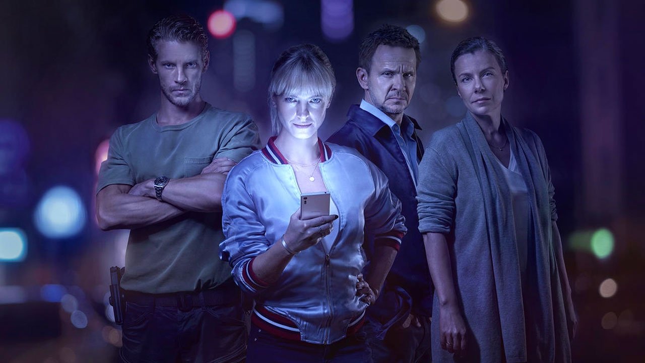 Кадры из Ультрафиолет (2017)