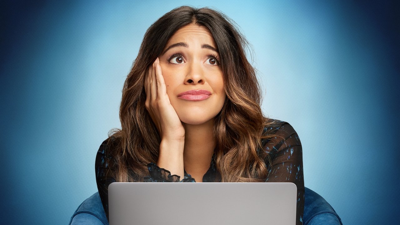 Кадры из Еще не мертва (2023)